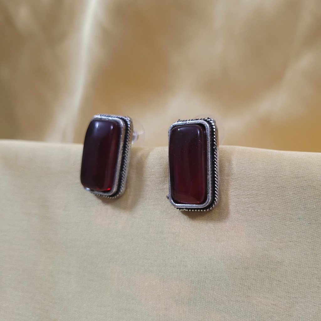 Mona Stud Rectangle