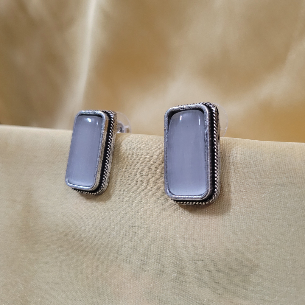 Mona Stud Rectangle