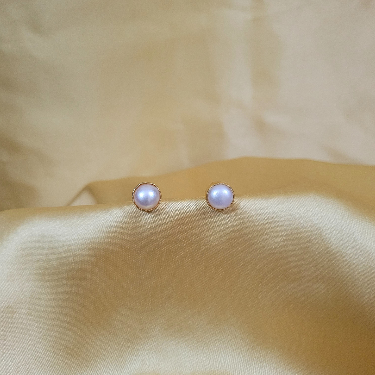 Pearl Studs