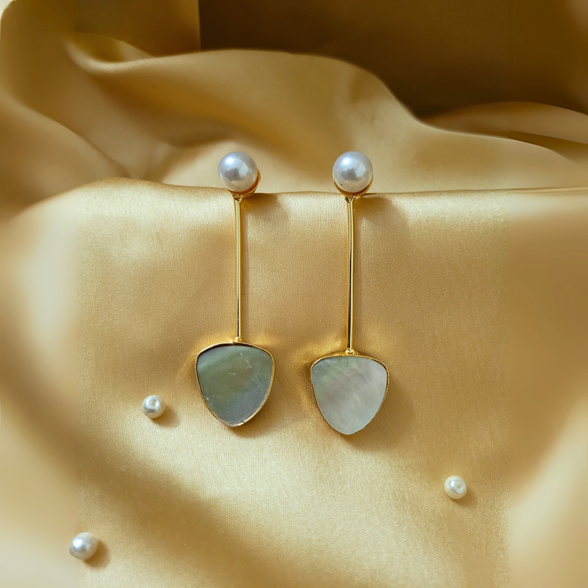 Shanaya Earrings