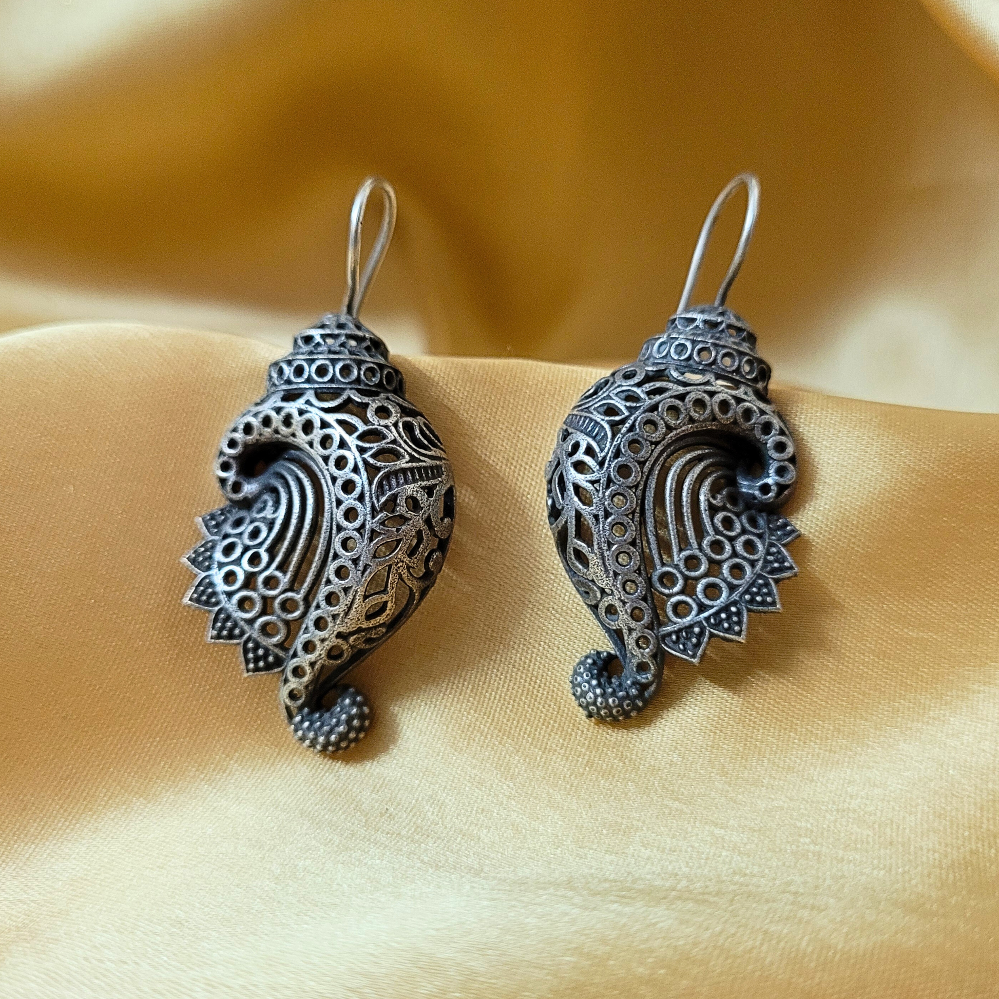 Keya Earrings