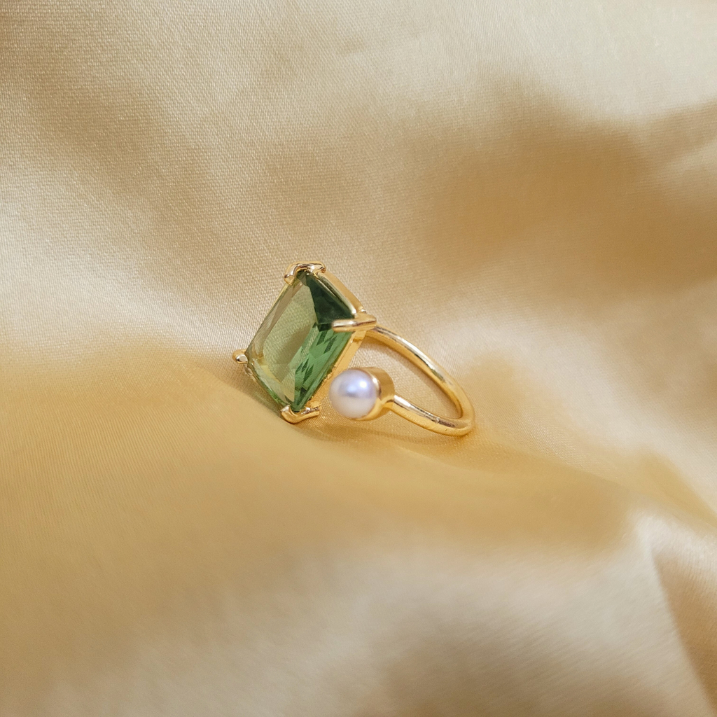 Rectangle Glass Stone and Pearl Ring