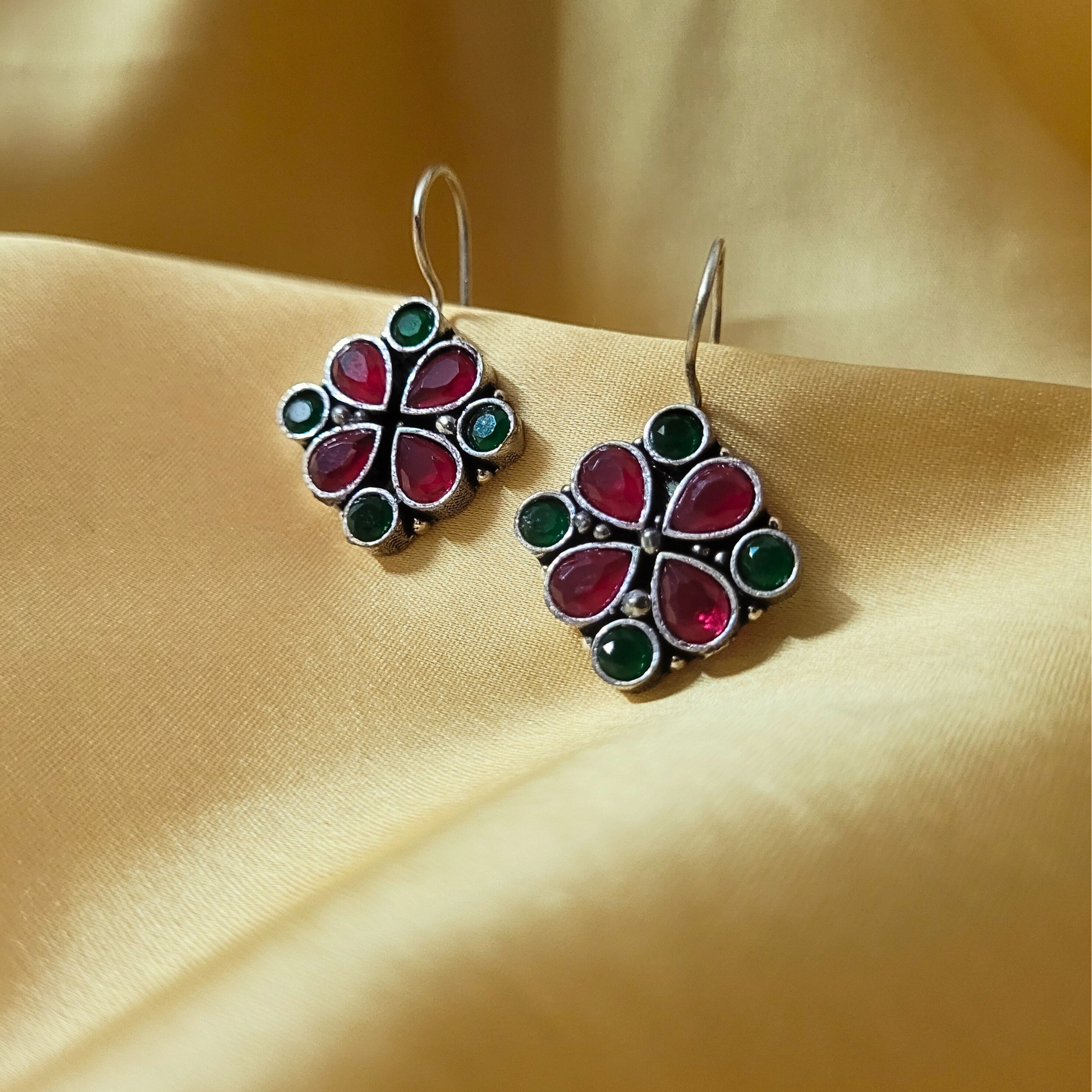 Roop Earrings- Red and Green