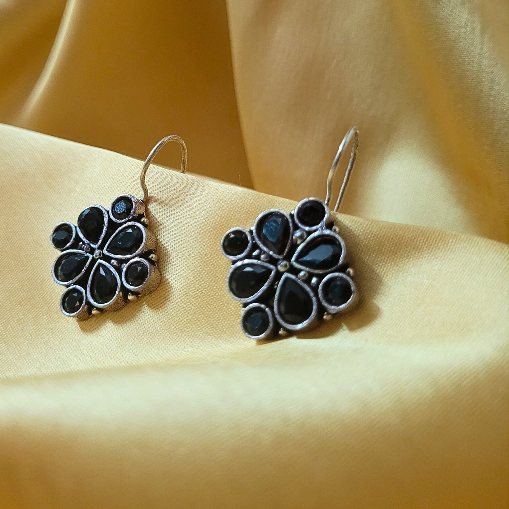 Roop Earrings- Black