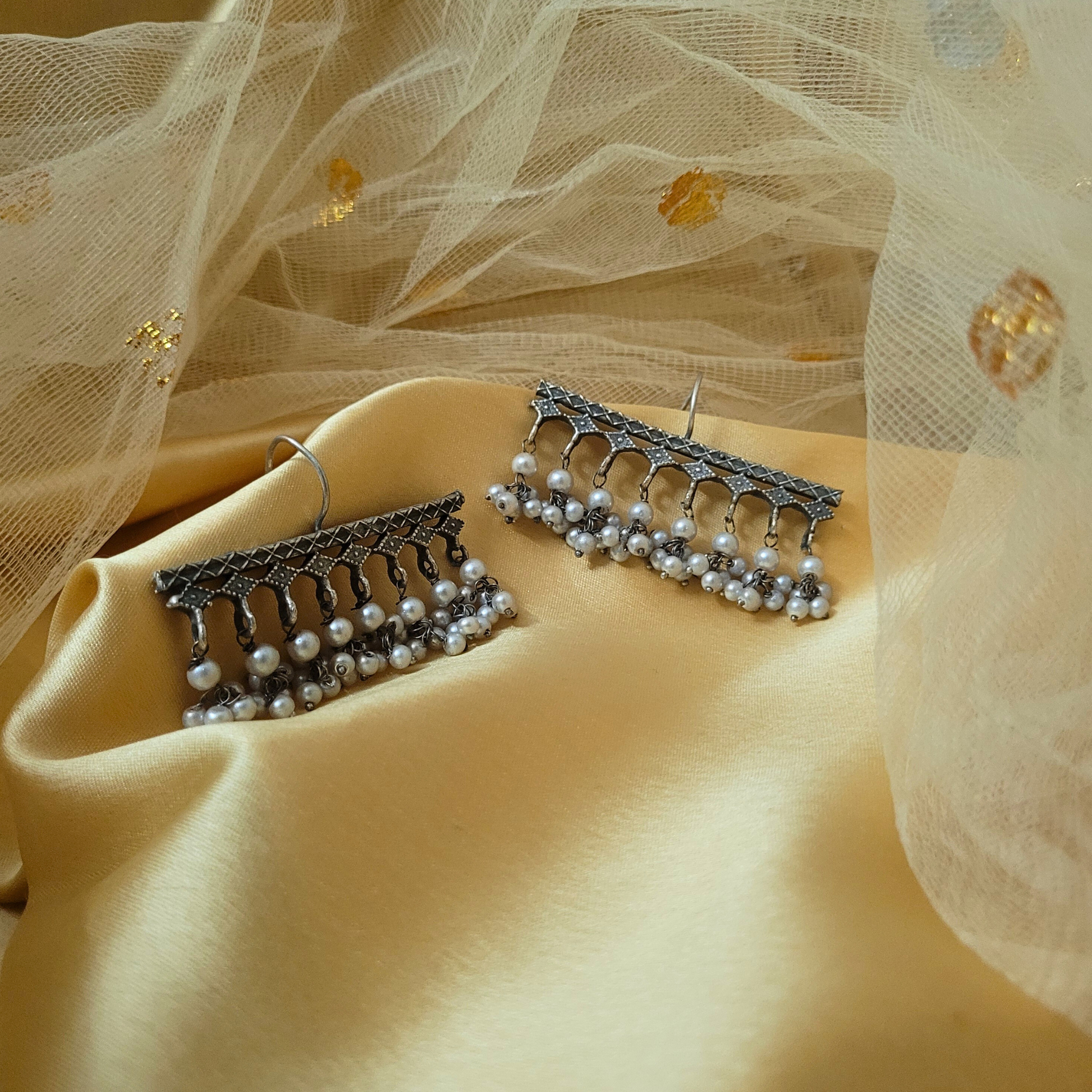 Sanjana Earrings