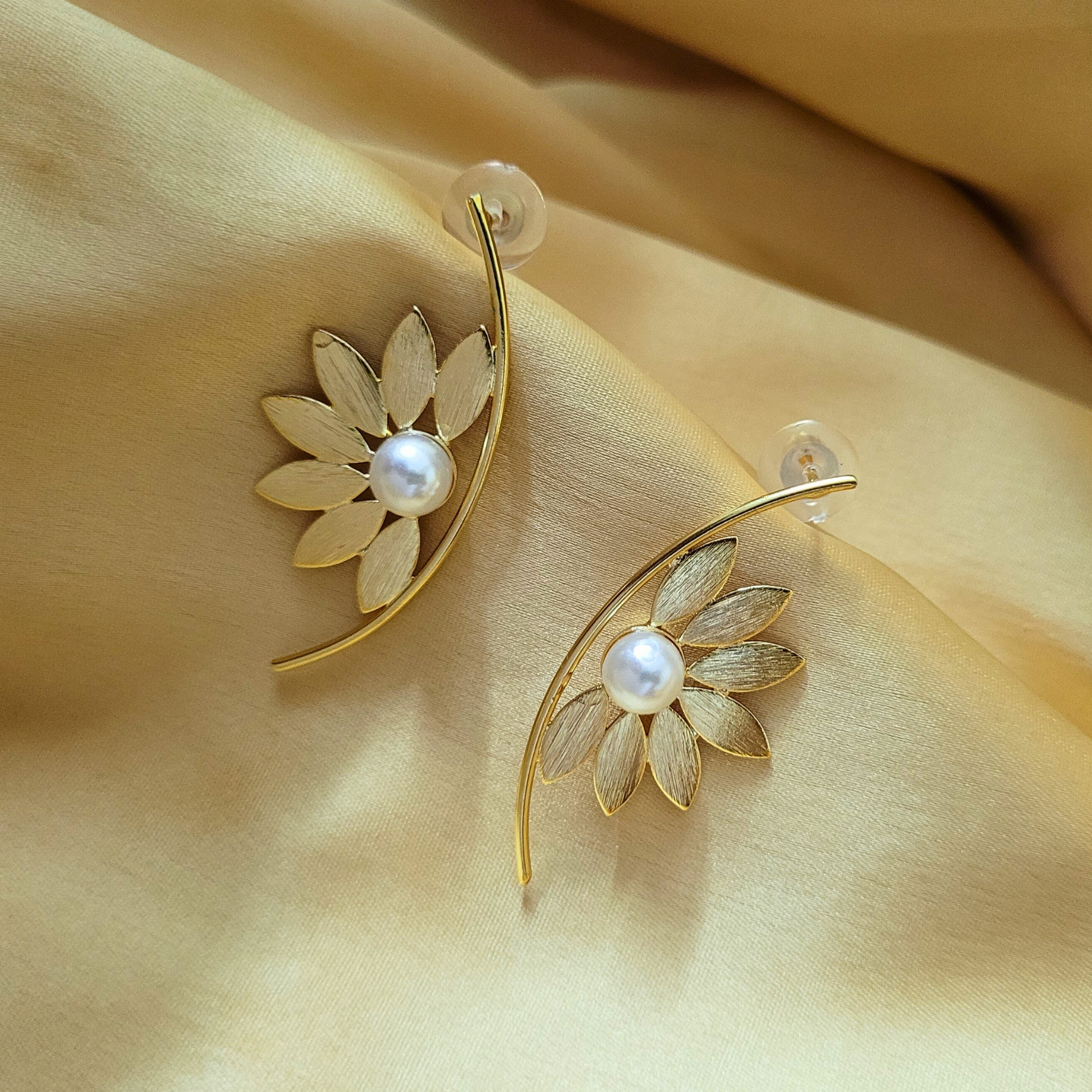 Aditi Earrings