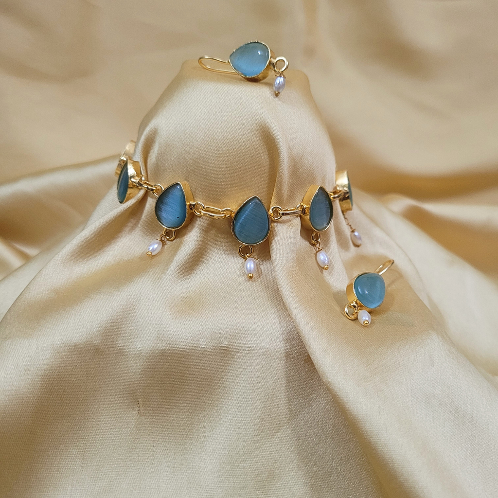Teardrop Monalisa Necklace Set