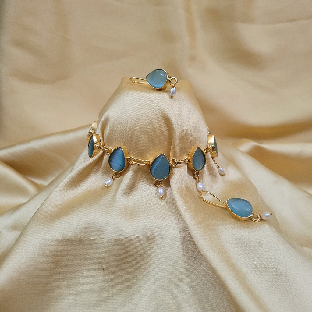 Teardrop Monalisa Necklace Set