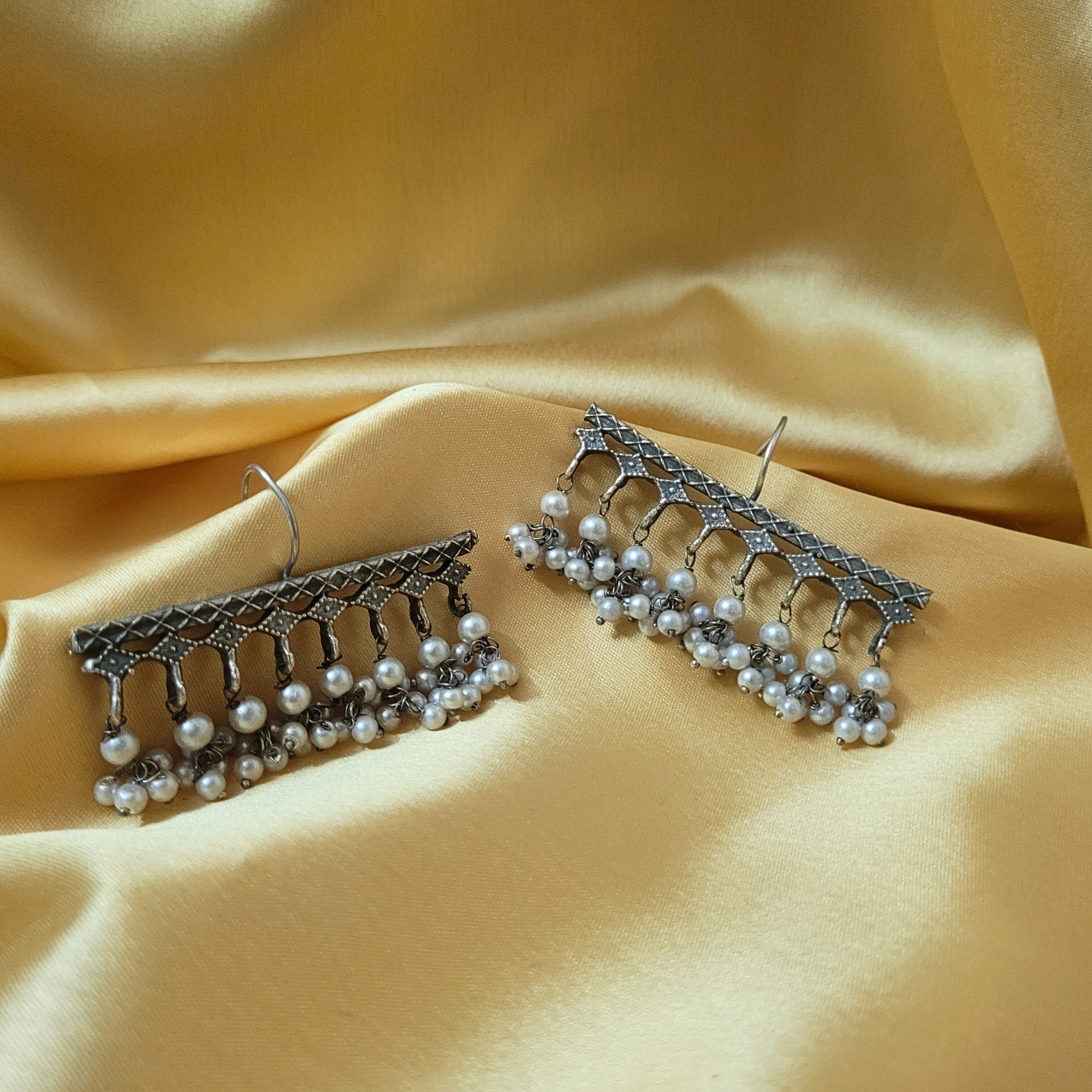 Sanjana Earrings