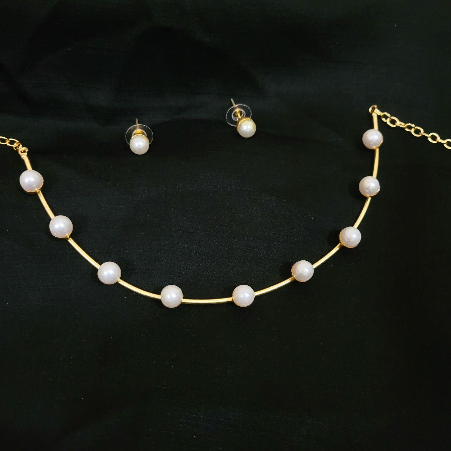 Pearl Hansli Necklace and Earrings Set