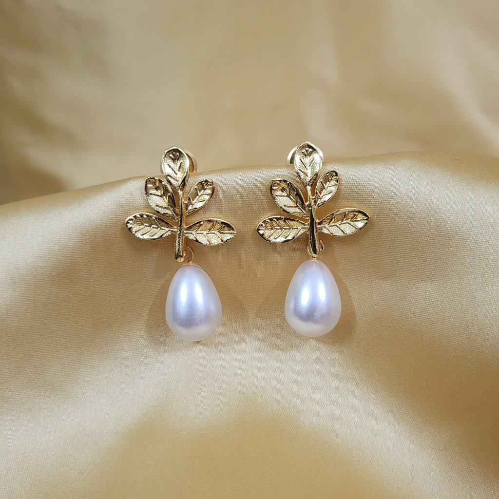 Leaf Pearl Drop studs